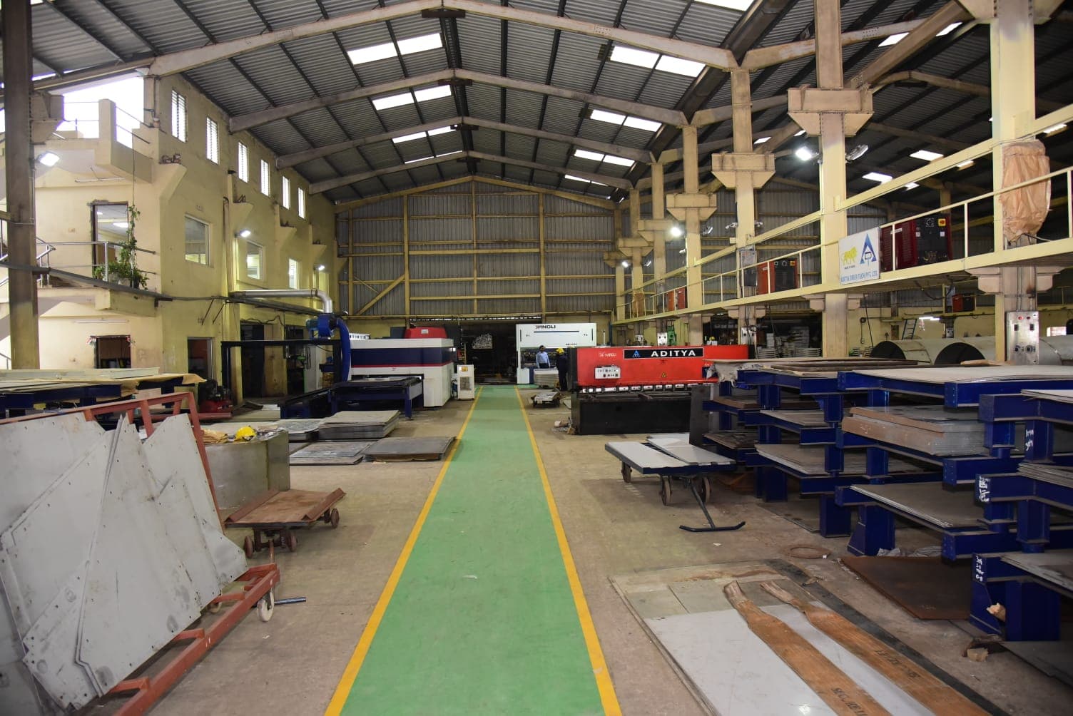 Jumbo SS Kitchens About Image 6